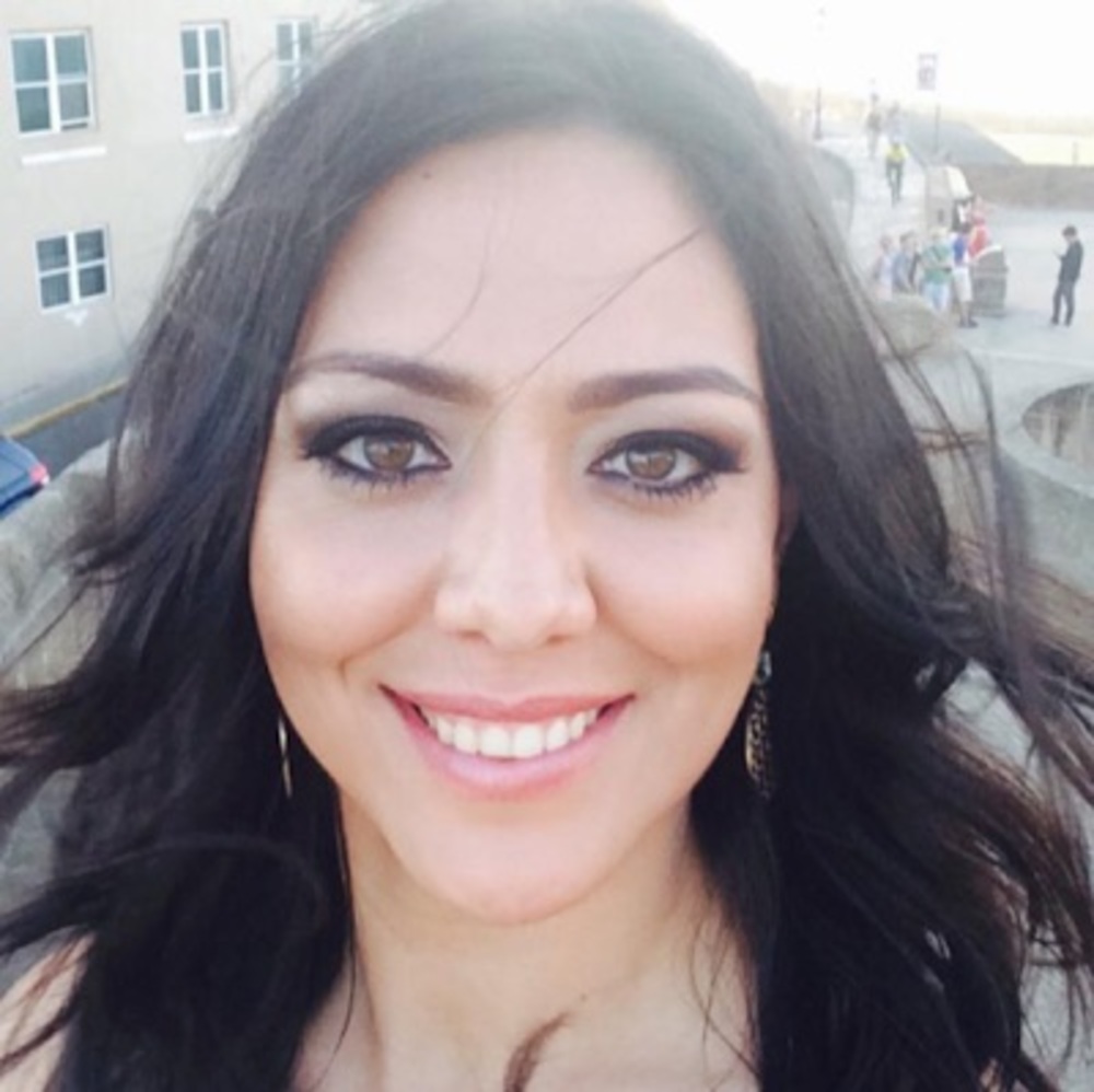 Meet your Posher, Karina